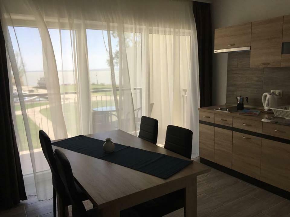 Akvárium Apartmanházak Keszthely Exterior foto